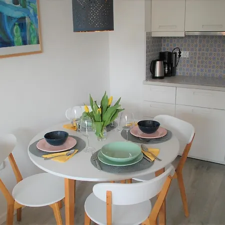 Apartment Fuer 4 Personen Ca 38 M In Kolberg, Pommersche Bucht