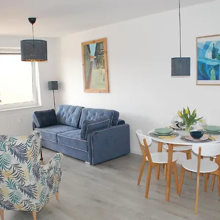 Apartment Fuer 4 Personen Ca 38 M In Kolberg, Pommersche Bucht *